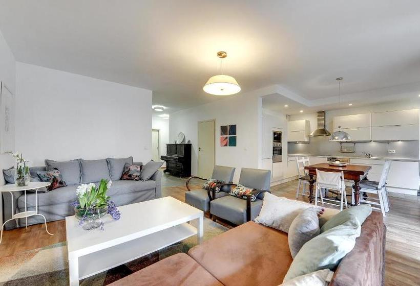 Apartamenty Apartinfo Szafarnia