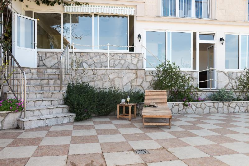 Apartments Bell Memories