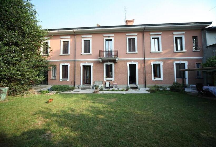 צימר Antica Corte Milanese