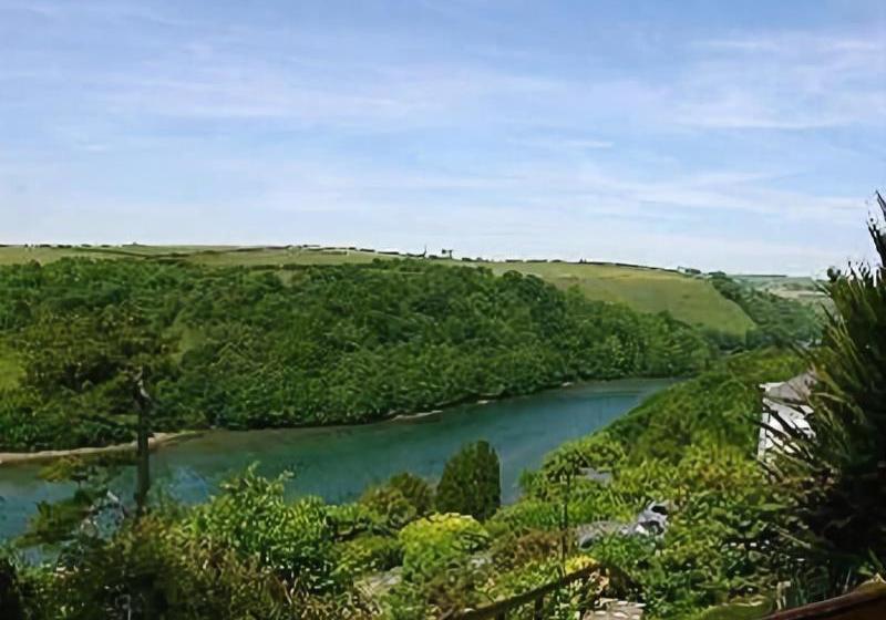 مبيت وإفطار Commonwood Manor