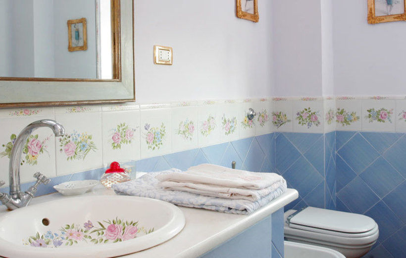 مبيت وإفطار Language And Art