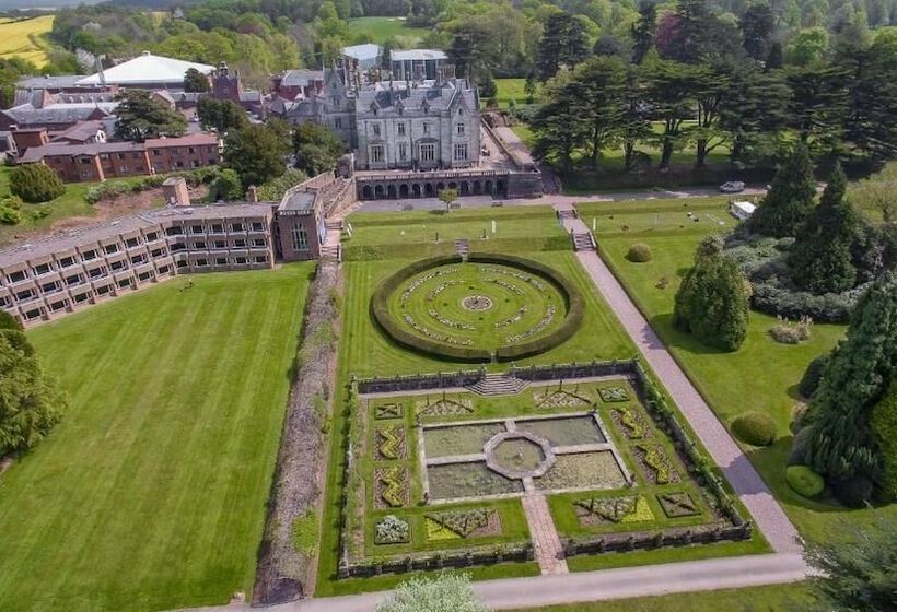 مبيت وإفطار Lilleshall National Sports Centre