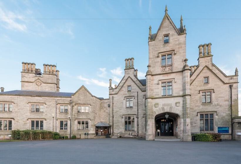 مبيت وإفطار Lilleshall National Sports Centre