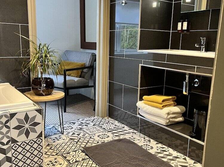 ベッドアンドブレックファースト Rockmount Rooms & Apartment