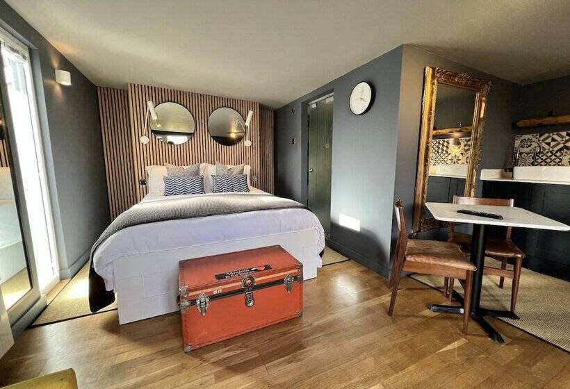 ベッドアンドブレックファースト Rockmount Rooms & Apartment