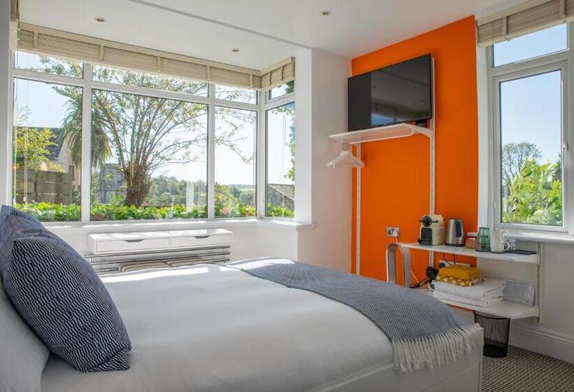 ベッドアンドブレックファースト Rockmount Rooms & Apartment