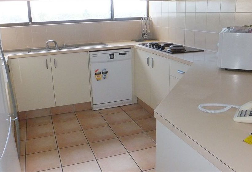 Broadwater Shores Waterfront Apartments