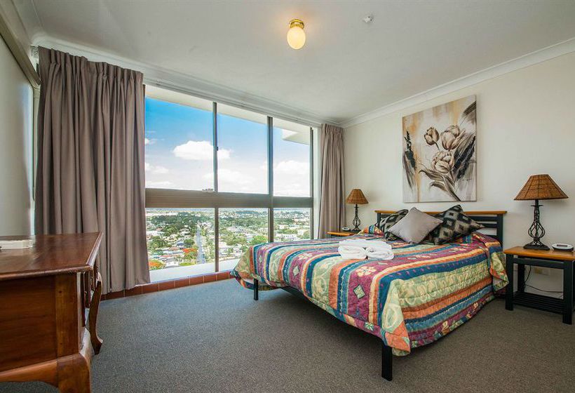 Broadwater Shores Waterfront Apartments