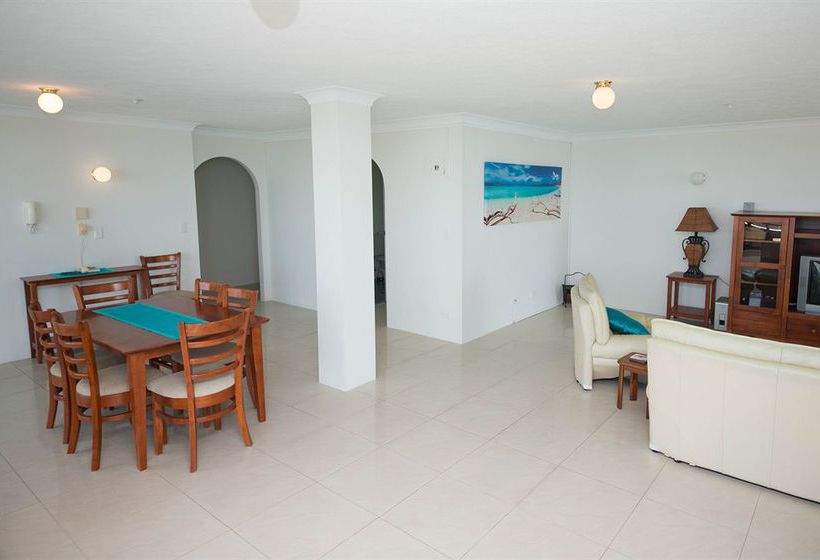 Broadwater Shores Waterfront Apartments