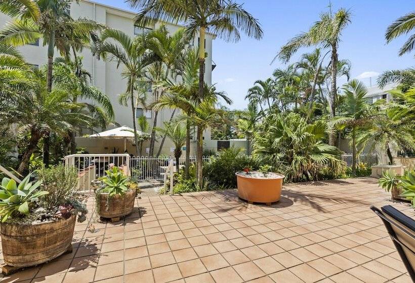 Burlington Holiday Apartments