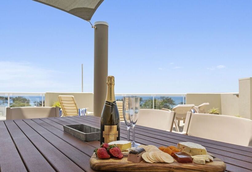 Burlington Holiday Apartments