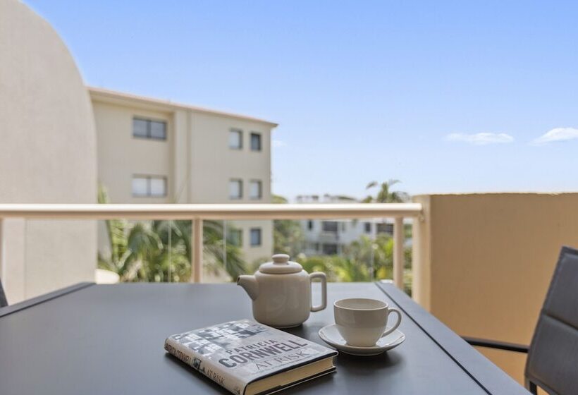 Burlington Holiday Apartments