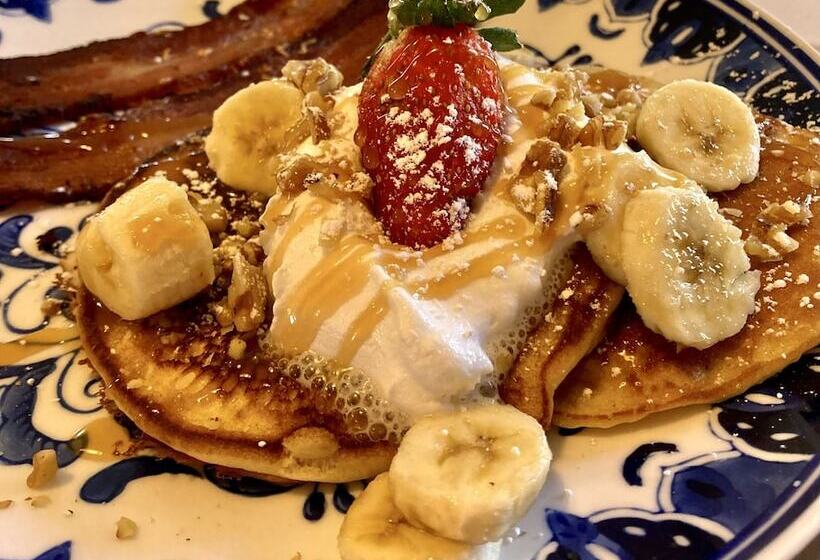 Coppersmith Inn Bed And Breakfast