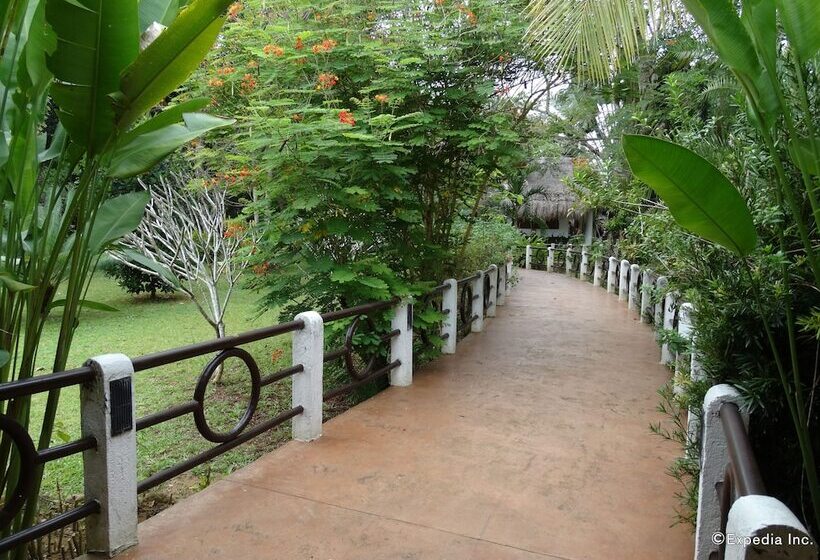 Daluyon Beach And Mountain Resort