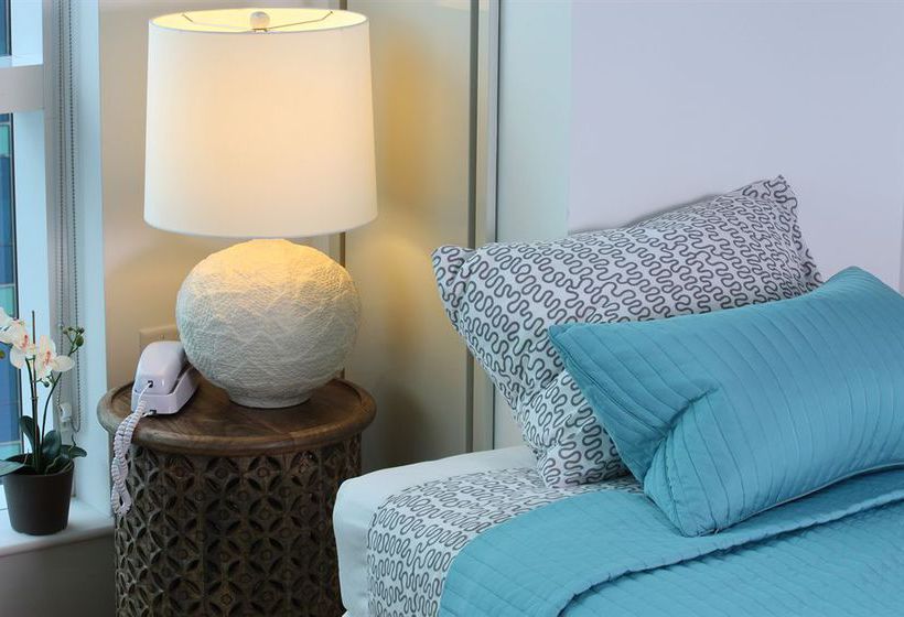 Dharma Home Suites Jc At Paulus Hook