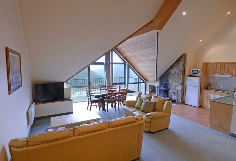 Falls Creek Country Club