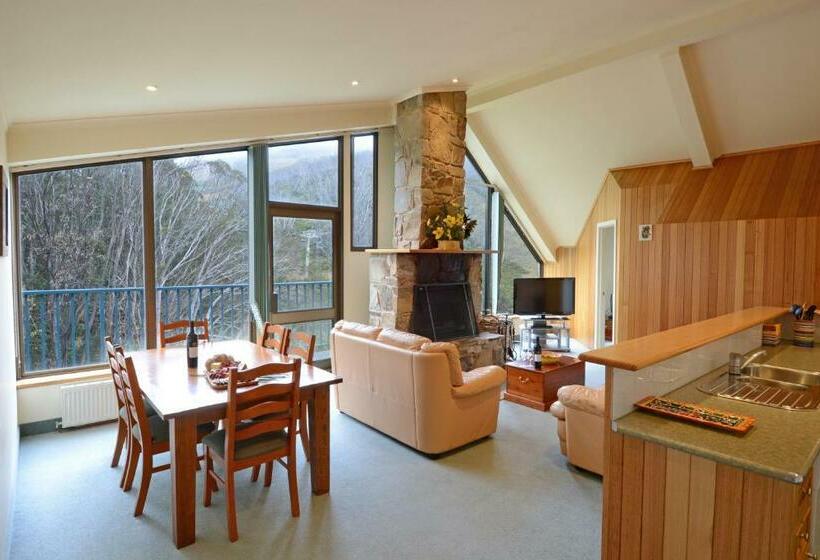 Falls Creek Country Club