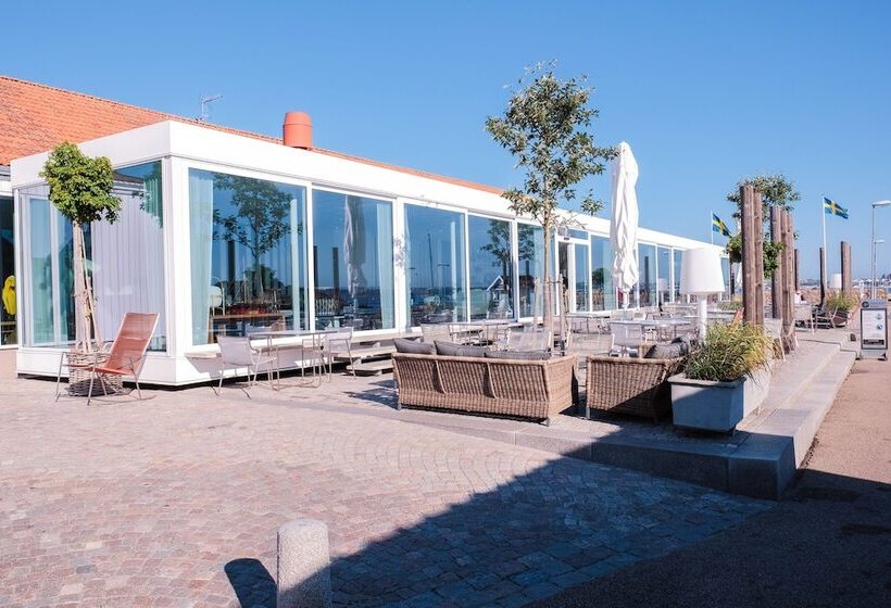 Gullmarsstrand Hotell & Konferens