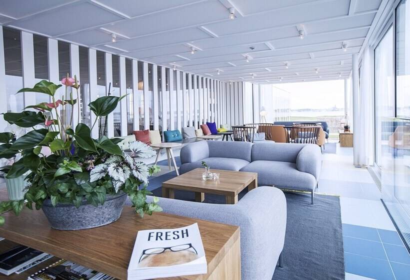 Gullmarsstrand Hotell & Konferens