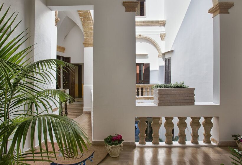 Al Pescatore Hotel & Restaurant