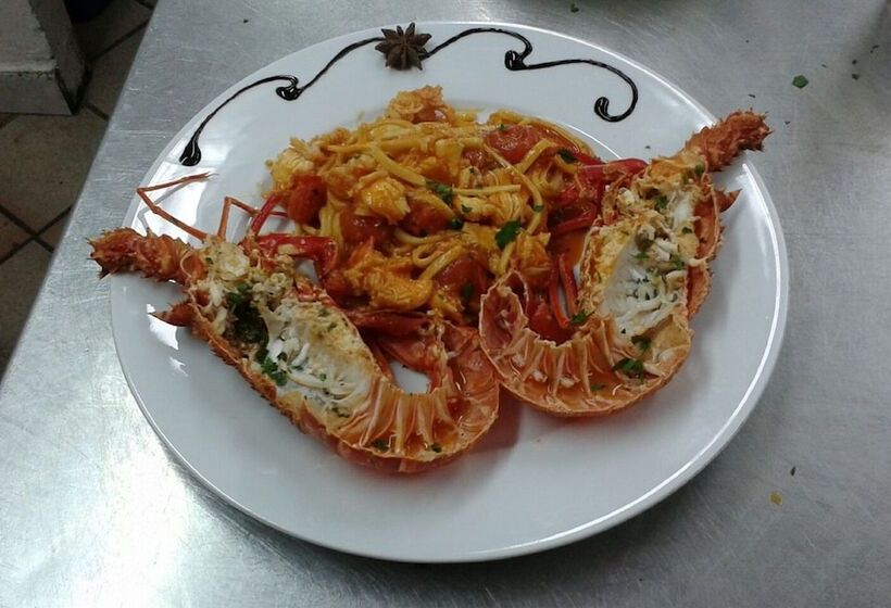 Al Pescatore Hotel & Restaurant