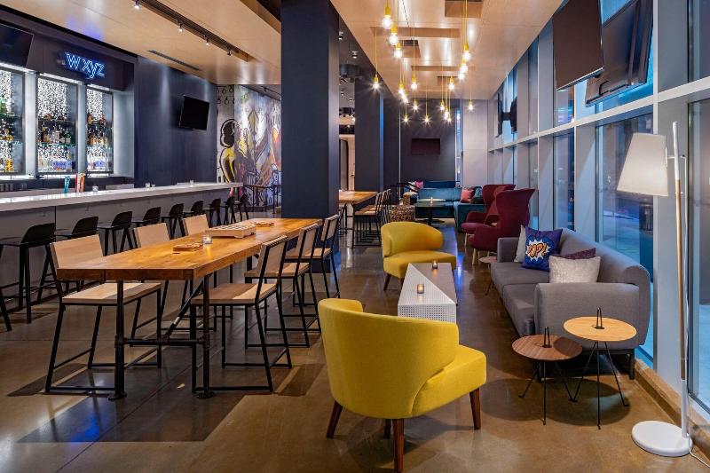 Отель Aloft New Orleans Downtown