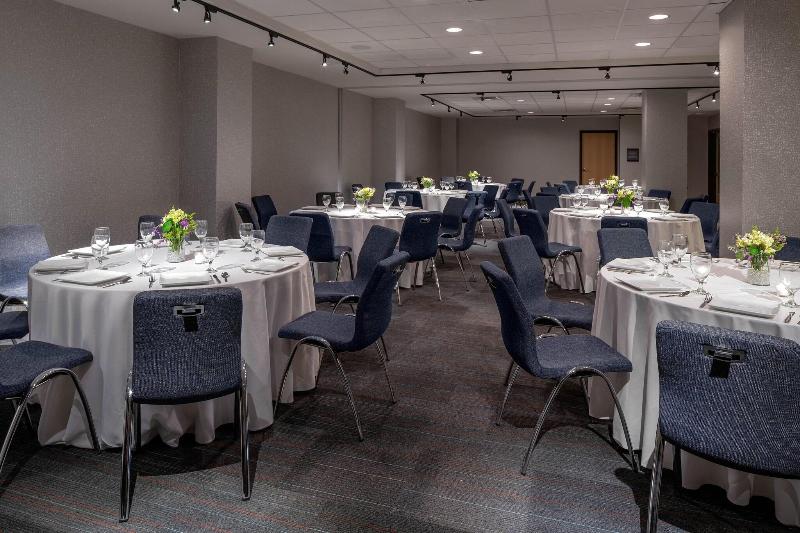 Отель Aloft New Orleans Downtown