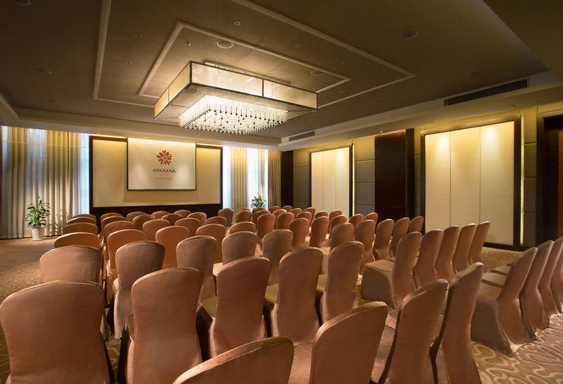 فندق Hongyuewan Holiday  Fuxian Lake