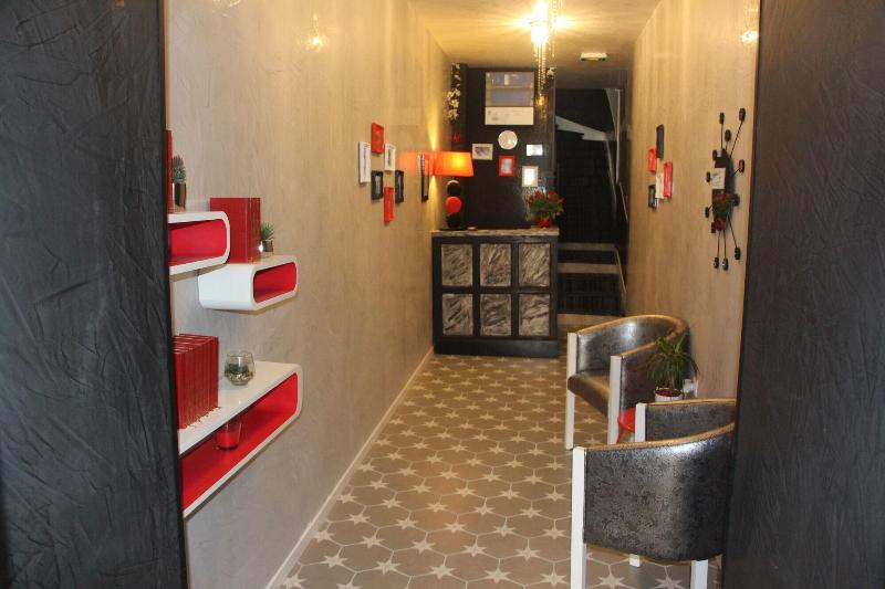 בית מלון כפרי Au Chapon Fin