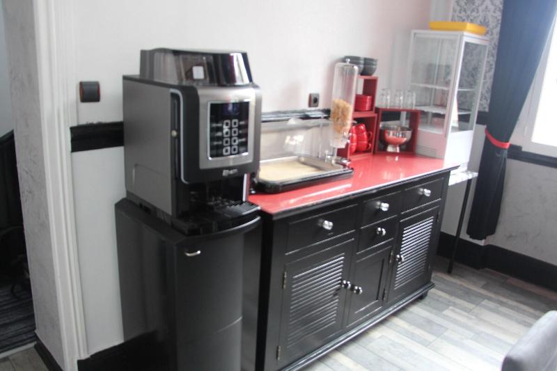 בית מלון כפרי Au Chapon Fin