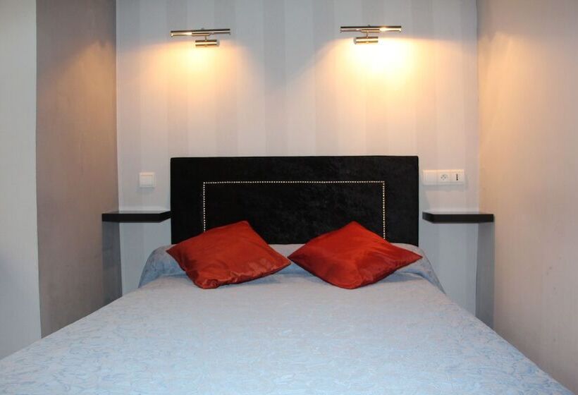 בית מלון כפרי Au Chapon Fin