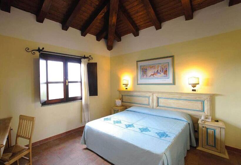 酒店 Valtur Baia Dei Pini