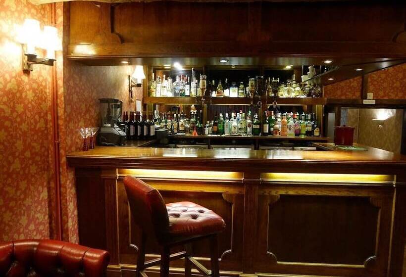 Отель Villare Hitchin Town Centre