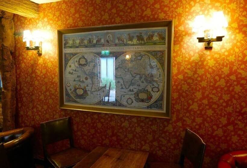 Отель Villare Hitchin Town Centre