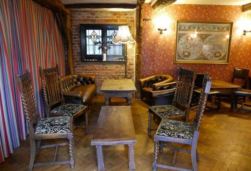 Отель Villare Hitchin Town Centre