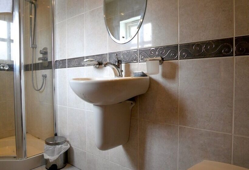 Отель Villare Hitchin Town Centre