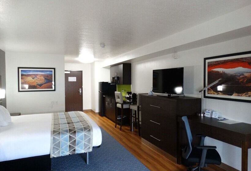 فندق Best Western Duchesne Inn