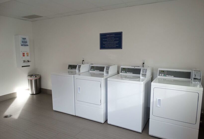 فندق Best Western Duchesne Inn