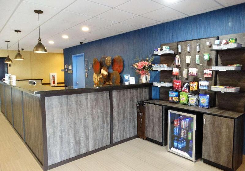 فندق Best Western Duchesne Inn