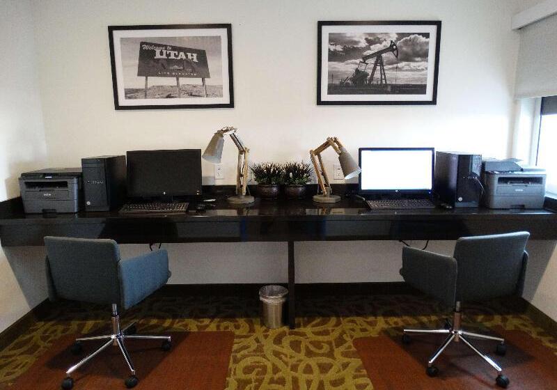 فندق Best Western Duchesne Inn