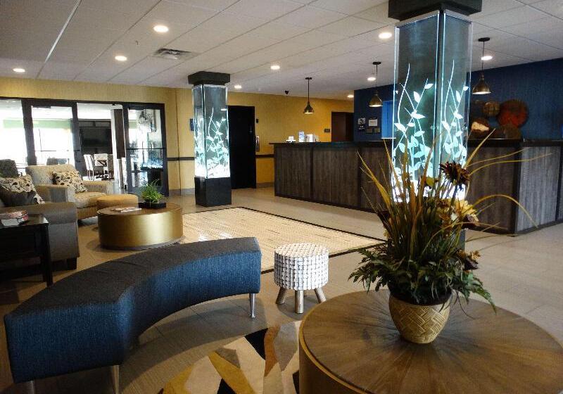 فندق Best Western Duchesne Inn