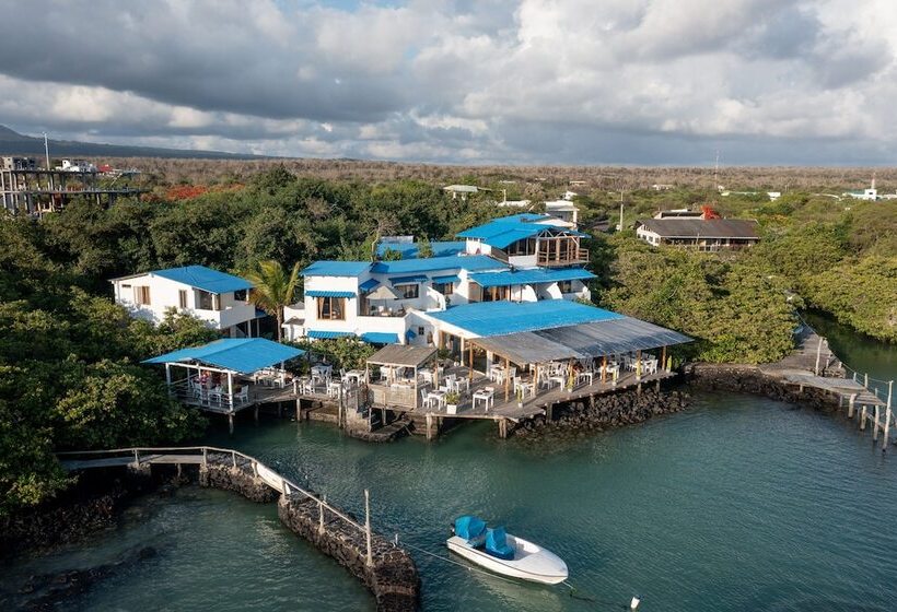 هتل Blu Galapagos Sustainable Waterfront Lodge