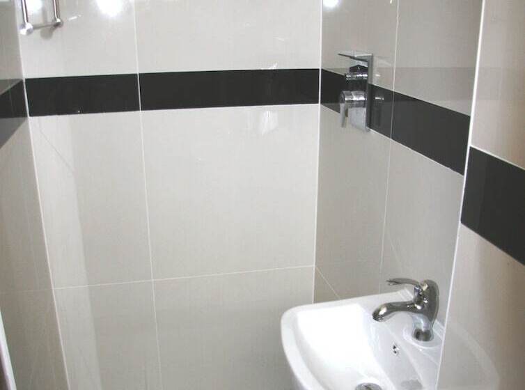 هتل Caimito Beach