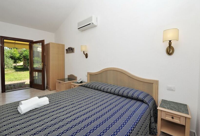 בית מלון כפרי Cala Mirto