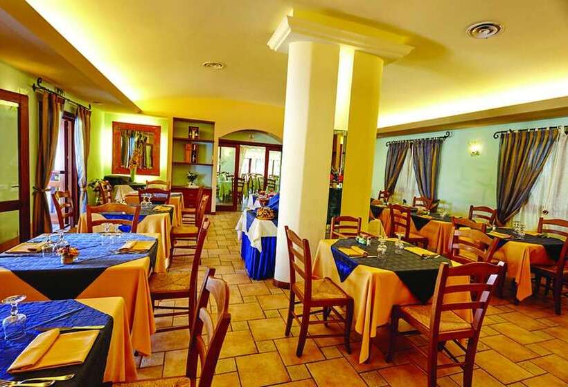 בית מלון כפרי Cala Mirto