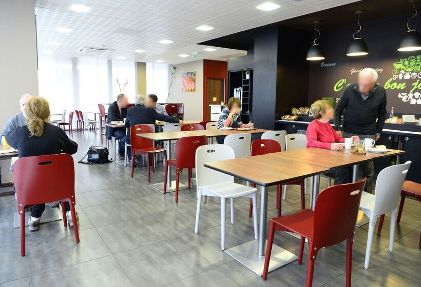 فندق Campanile Belfort Montbeliard Gare La Jonxion