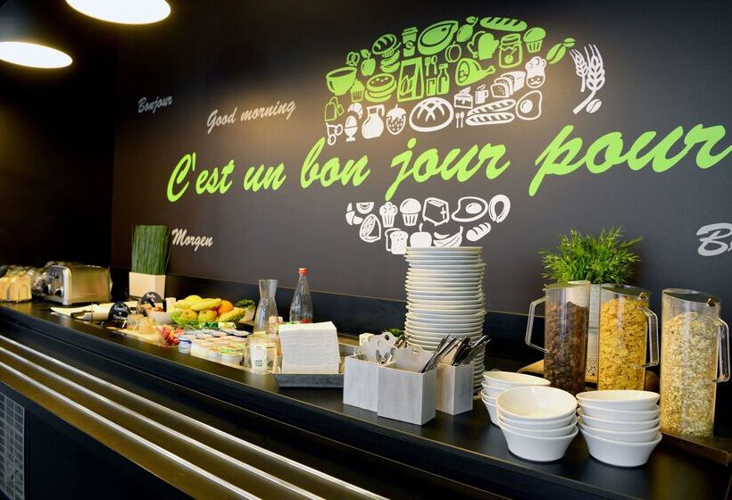 فندق Campanile Belfort Montbeliard Gare La Jonxion