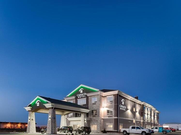 فندق Canalta Lac La Biche