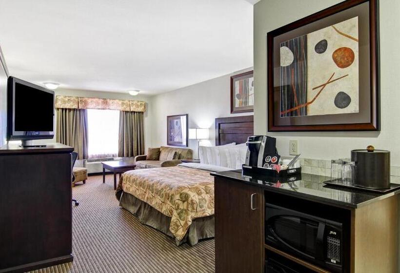 Отель Coast Weyburn