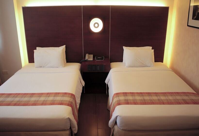 هتل Casablanca Suites Near Airport